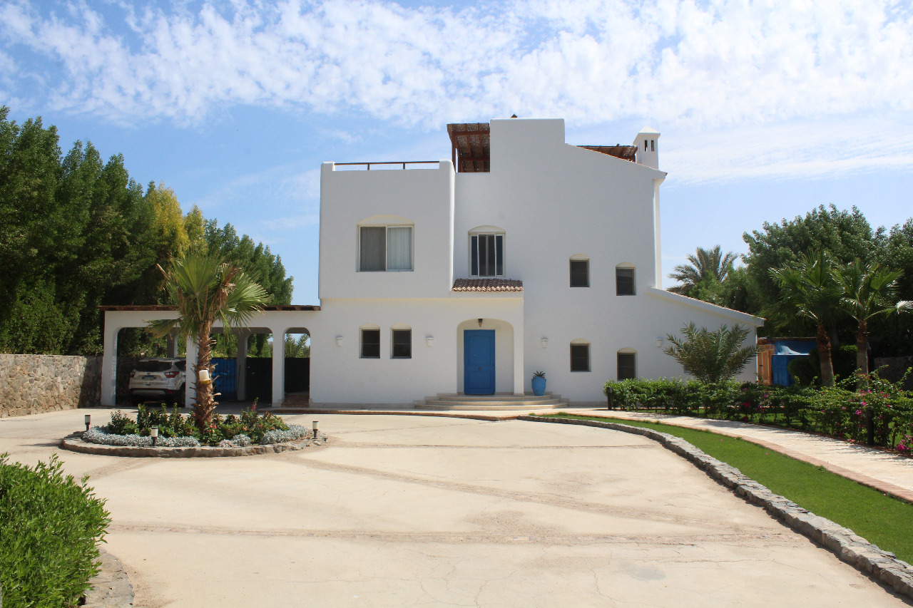 white villa el gouna