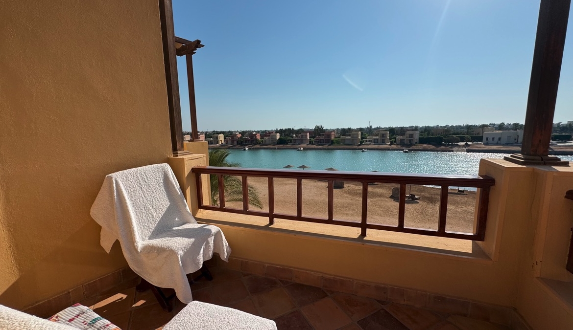Private terrace overlooking El Gouna and golf course